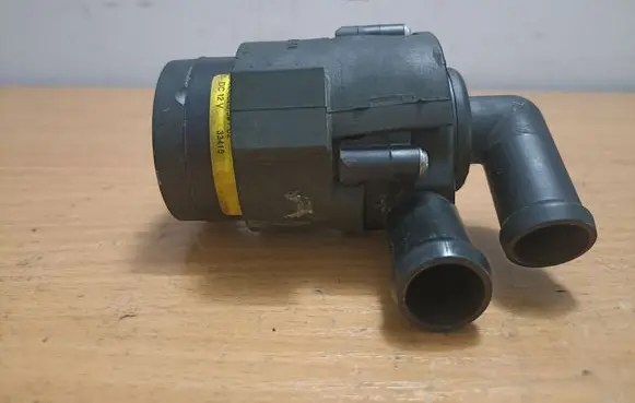 Volkswagen Transporter - Caravelle T6 Electric auxiliary coolant/water pump 7E0965561C