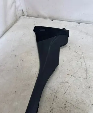 Maserati Ghibli (C) pillar trim AAH81009 AAH24327 670010905