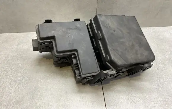 Nissan X-Trail T32 Fuse box set 243824BE1A