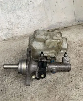 Volkswagen Beetle A5 Master brake cylinder