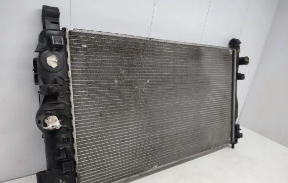Chevrolet Cruze Coolant radiator
