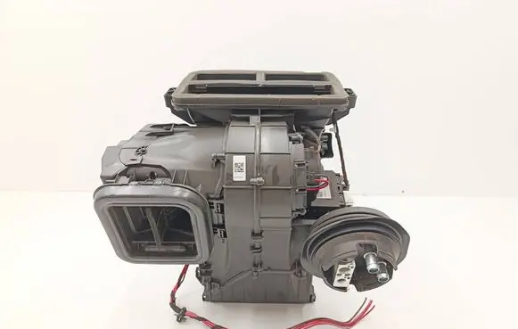 BMW 2 F46 Interior heater climate box assembly 9383118 9350924 9377854