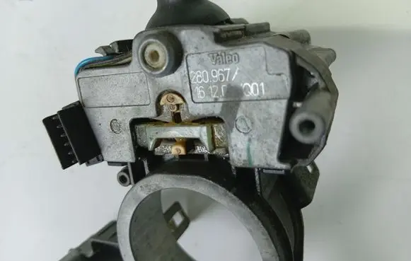 Mercedes-Benz A W169 Indicator stalk A1695450210