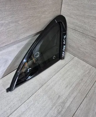 Porsche Macan (95B) Rear side window 95B845297XB