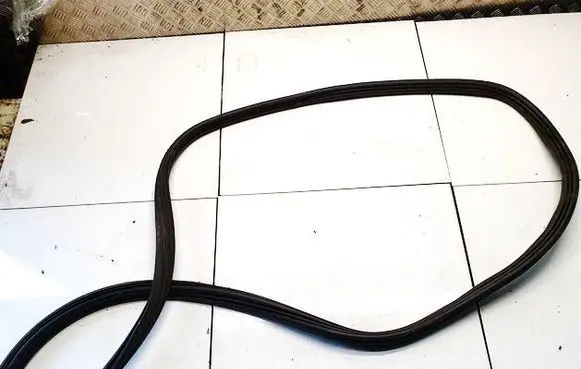 Ford Kuga III Trunk rubber seal (body)