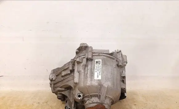 BMW M8 F91 F92 G14 G15 Gearbox transfer box case 8747764 8090770 8098422
