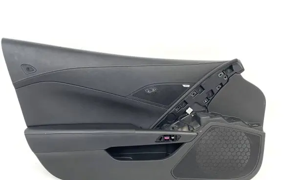Chevrolet Corvette C7 Front door card panel trim 84586702