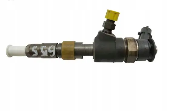Ford Fiesta Fuel injector 0445110339