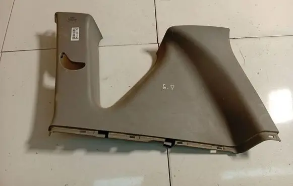 Toyota RAV 4 (XA30) (D) pillar trim (bottom) 6247042110