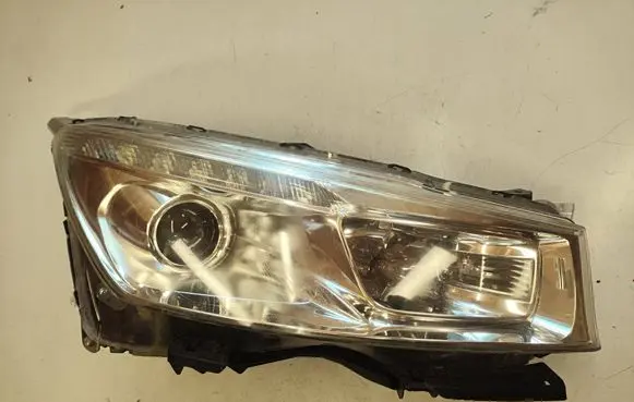 Peugeot 4008 Headlight/headlamp P9668