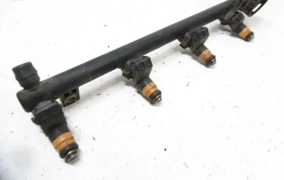 Renault Laguna II Fuel injector