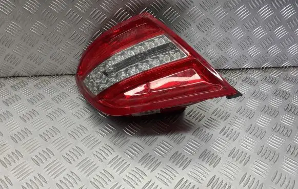 Mercedes-Benz C W204 Rear/tail lights 2048203964