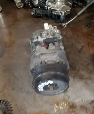 Mercedes-Benz ML W164 Air conditioning (A/C) compressor (pump) A0022305211 4772802307