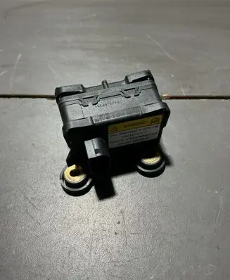 Land Rover Freelander 2 - LR2 ESP acceleration yaw rate sensor 6G9N14B296AC D137B0606B