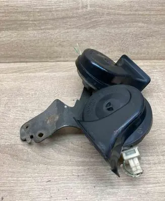 Audi A3 S3 8L Horn signal 0092018 CH2139 WITHPLUG