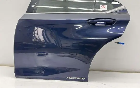 Lexus ES VII XZ10 Rear door