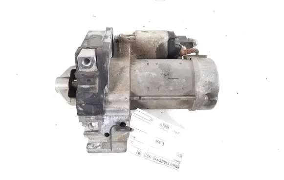 BMW 5 F10 F11 Starter motor 8570846