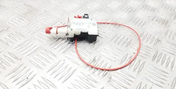 Audi TT TTS Mk2 Fuel tank cap lock 1C0810773 1K5959782