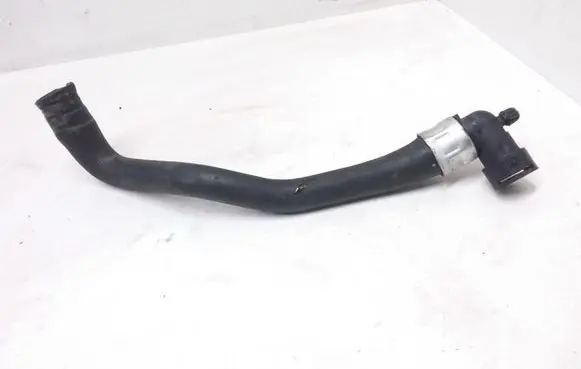 Peugeot 1007 Engine coolant pipe/hose