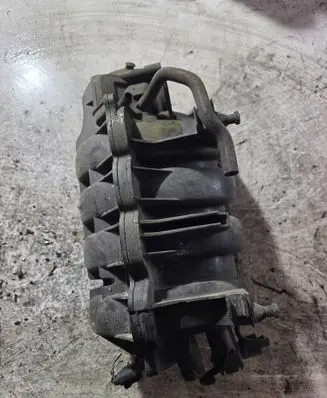 Volkswagen Golf V Intake manifold 2900310499