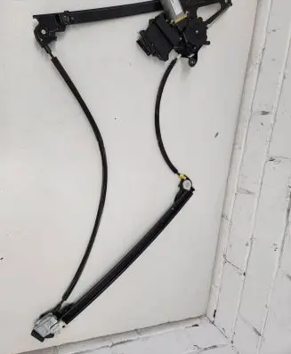 Seat Alhambra (Mk1) Front door window regulator motor 7M3959802 YM2114533AA 10623510