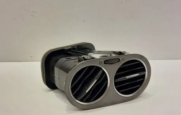 Volkswagen Tiguan Dashboard side air vent grill/cover trim 5M0819703L 5M0819709