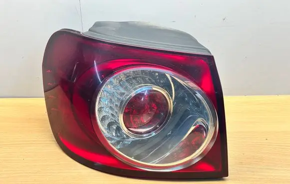 Volkswagen Golf Plus Rear/tail lights 5M0945095P