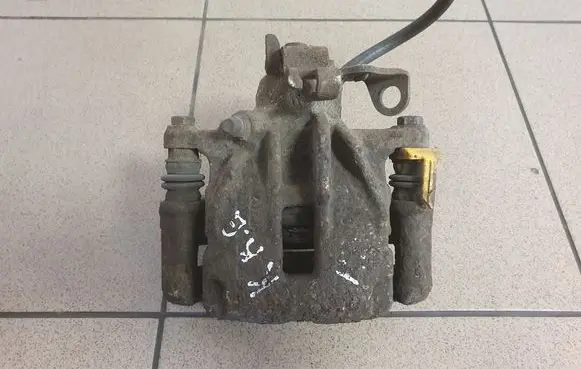 Opel Vivaro Rear brake caliper