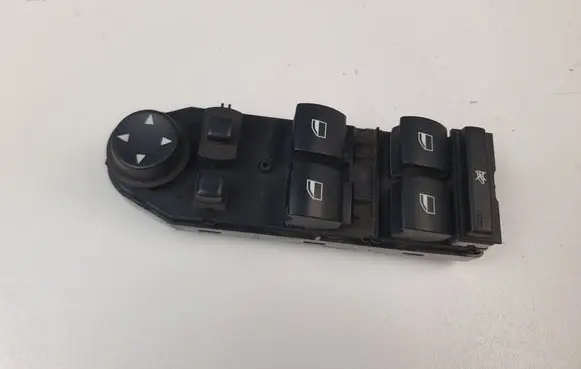 BMW 5 E60 E61 Electric window control switch 6951909