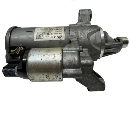 Audi A4 S4 B9 Starter motor 04L911021B