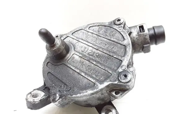 Volvo V70 Vacuum pump 31219463