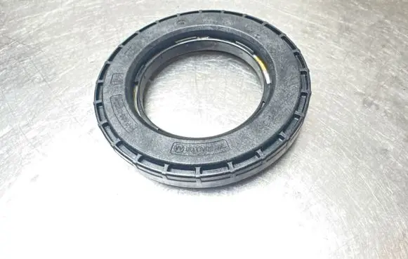 Opel Astra J Front upper strut mount VKD35045