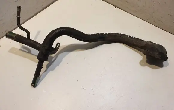 Nissan X-Trail T30 Engine coolant pipe/hose