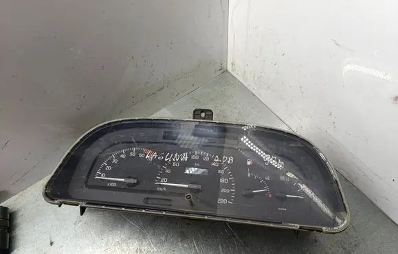 Renault Laguna I Speedometer (instrument cluster)