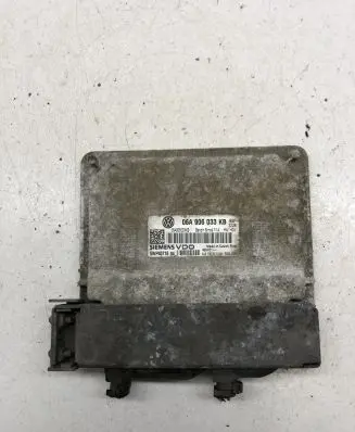 Skoda Octavia Mk2 (1Z) Engine control unit/module 06A906033KB 5WP40716