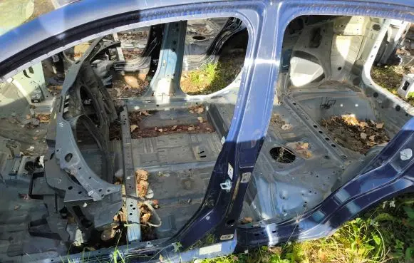 Honda CR-V Pillar (middle) 