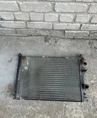 Renault Scenic I Coolant radiator 7700425842B 863322Z R1122