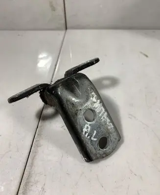 Hyundai Santa Fe Rear door upper hinge