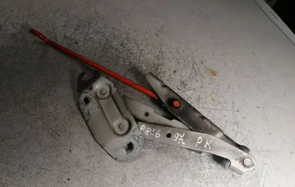 Peugeot 806 Engine bonnet/hood hinges