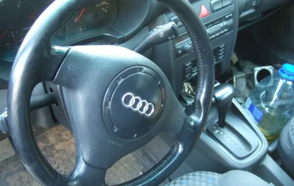 Audi A3 S3 8L Steering wheel