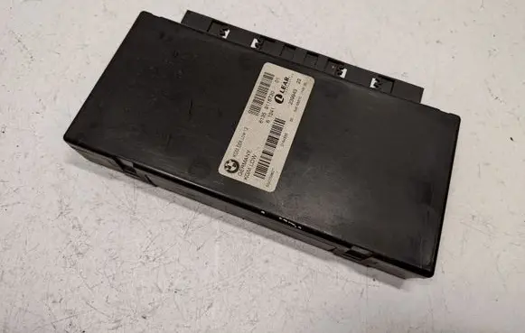 BMW 5 E60 E61 Gateway control module 9118730 61359118730 61359176076