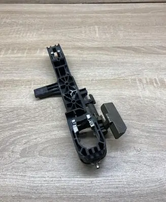 Renault Espace - Grand espace IV Rear door exterior handle/bracket 8200452519 LEFTSIDE