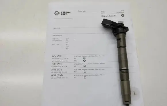 Audi Q7 4L Fuel injector 0445116015
