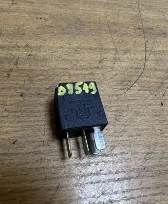 Mercedes-Benz ML W163 Other relay 4RA931716 D8519