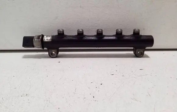Chevrolet Orlando Fuel main line pipe 96868901 9307Z528A