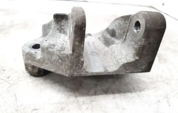 Renault Koleos I Engine mounting bracket 11332JY00B