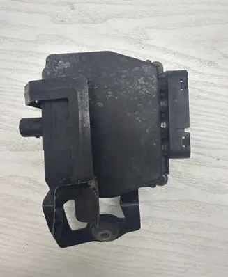 Volkswagen Golf V Turbo solenoid valve 6Q0906625