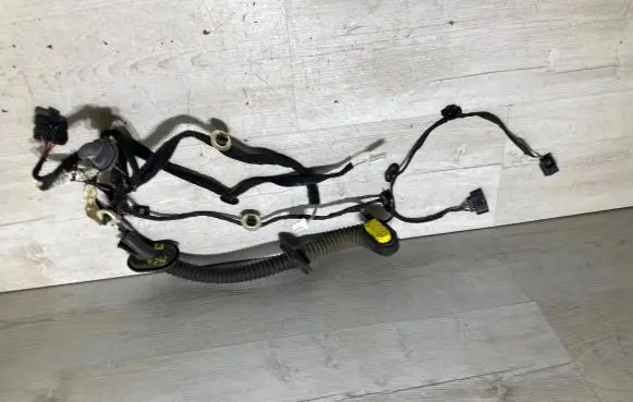Renault Megane IV Rear door wiring loom 241268520R 241226850R