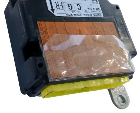 Nissan X-Trail T32 Airbag control unit/module 988204CG0A
