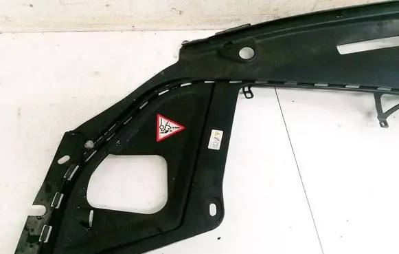 BMW 5 F10 F11 Wiper trim 51767019804 10627110